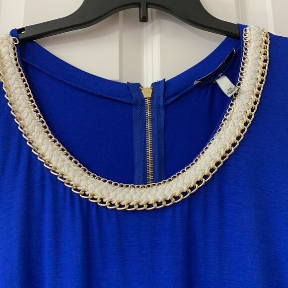 WD-NY Size 3X sleeveless scoopneck top with rope/gold chain detail. - Picture 3 of 10